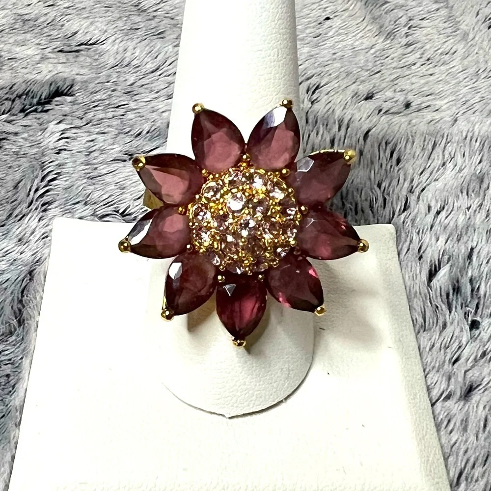 Joan Rivers Purple Rhinestone Flower Ring Size 10 - Picture 1 of 8